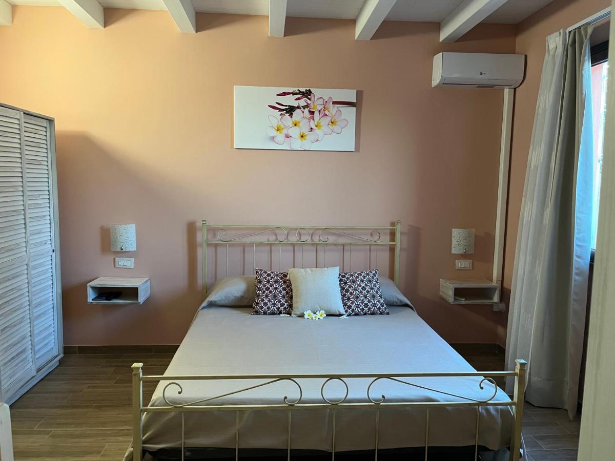 La Pomelia B&B Sofia Trappitello Extérieur photo